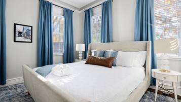 3 bedrooms, desk, iron/ironing board, WiFi