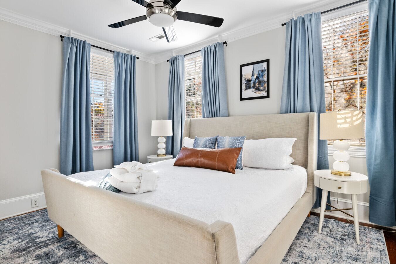 3 soveværelser, skrivebord, strygejern/strygebræt, Wi-Fi