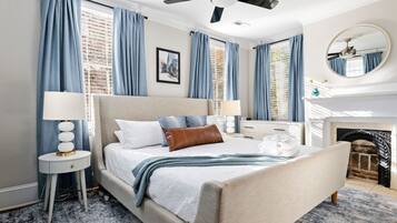 3 bedrooms, desk, iron/ironing board, WiFi