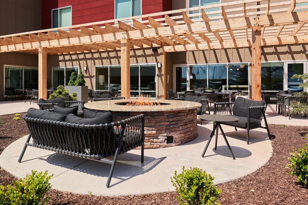 Towneplace Suites by Marriott Hixson