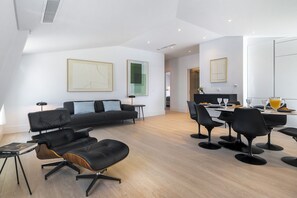 Two Bedroom Premium Penthouse | Living area