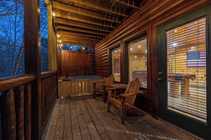 Tina de hidromasaje al aire libre