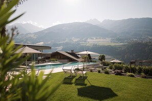 A heated pool - Apartment "Wohnung 2" with Mountain View, Heated Pool & Wi-Fi (Riffiano)