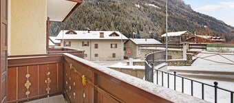 Apartment "Monolocale Sole 2" with Mountain View, Balcony & Wi-Fi