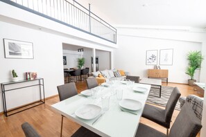 Premium Duplex | In-room dining - 2ndhomes Unique 110m2 Apartment w Sauna (Helsinki)
