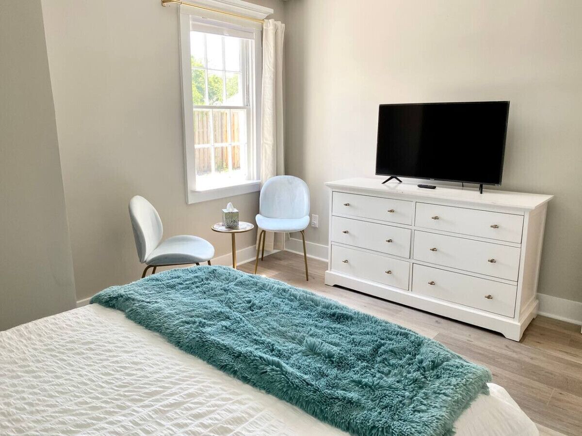 3 bedrooms, desk, iron/ironing board, WiFi