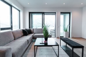 Exclusive Apartment | Living area