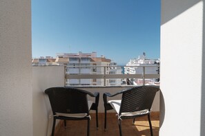 Property grounds - Viggo Red Apartment, Armacao de Pera, Algarve (Armação de Pêra)