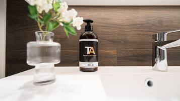 Apartemen Grand | Kamar mandi