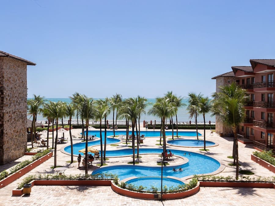 2 outdoor pools
