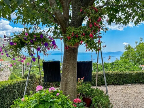 Oasis for rest and relaxation, fantastic view Bella Vista A2+2