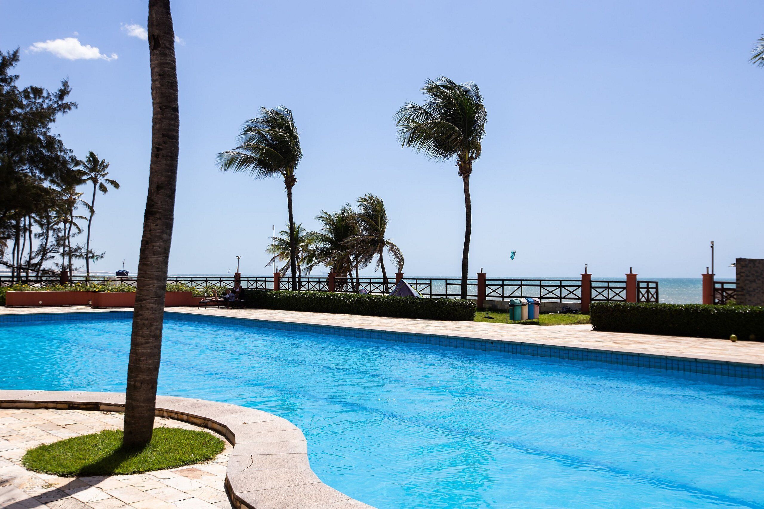 2 piscinas al aire libre