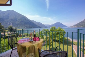 Outdoor dining - Palazzo Apartments - Porto Letizia (Porlezza)