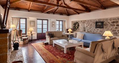 Arachova Wooden Chalet