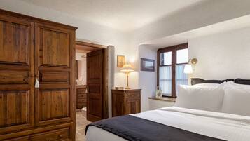 8 habitaciones, escritorio, cuna de viaje y wifi gratis