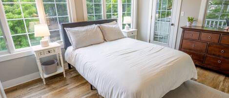 6 quartos, ferros/tábuas de passar roupa, Wi-Fi de cortesia