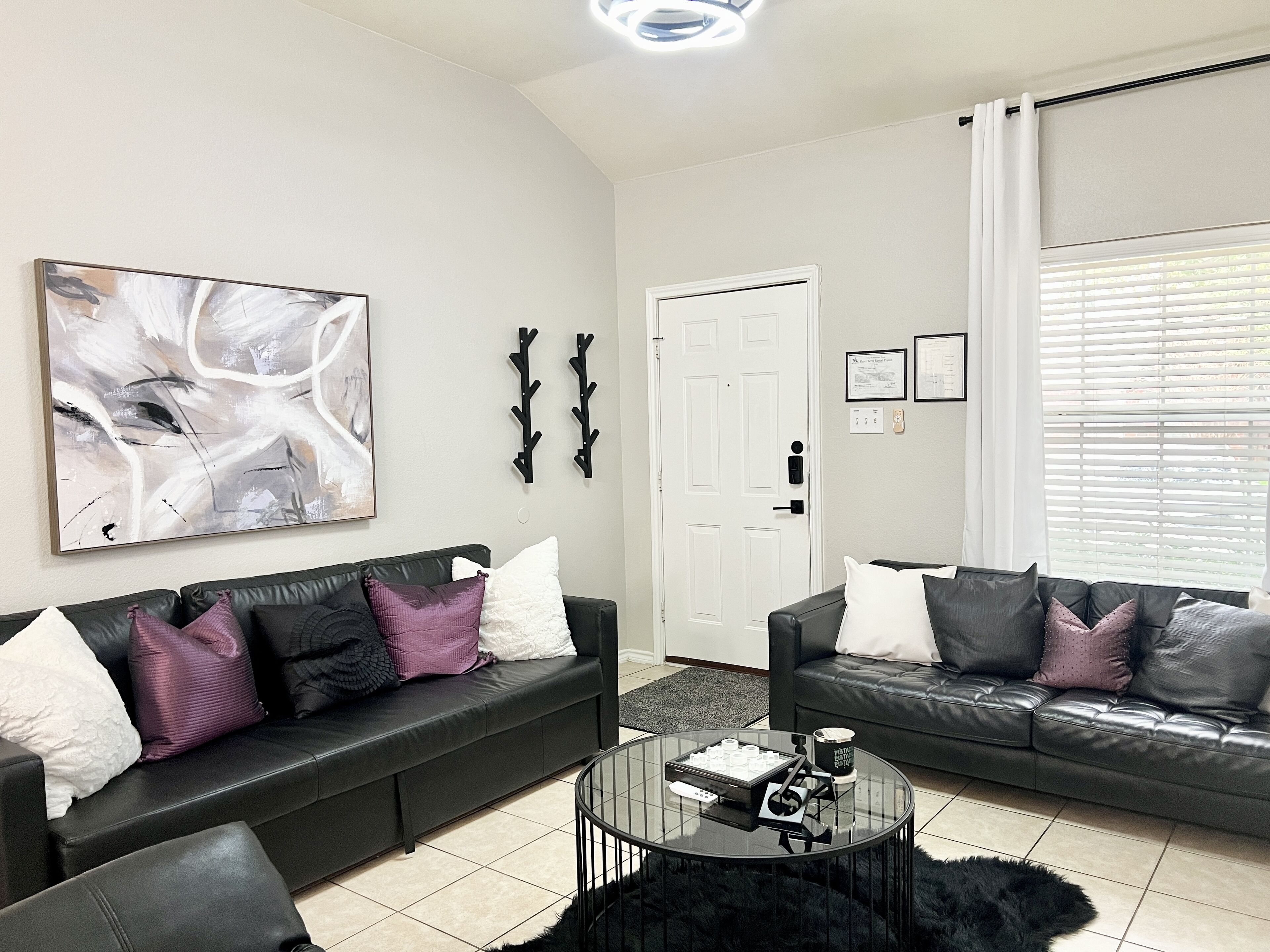 Stylist home near AT&T Stadium & Six Flags+free 5min walk parking 