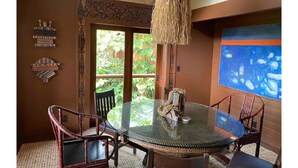 Dining - Private Sanctuary In The Hawaiian Cloud Forest (Kailua-Kona)