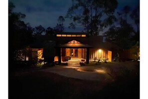 Exterior - Private Sanctuary In The Hawaiian Cloud Forest (Kailua-Kona)