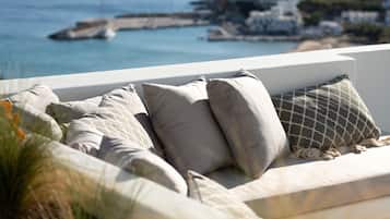 Luxury Apartment | Terrace/patio