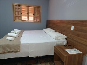 Free WiFi, bed sheets - Alto Costa Flats (Olímpia)