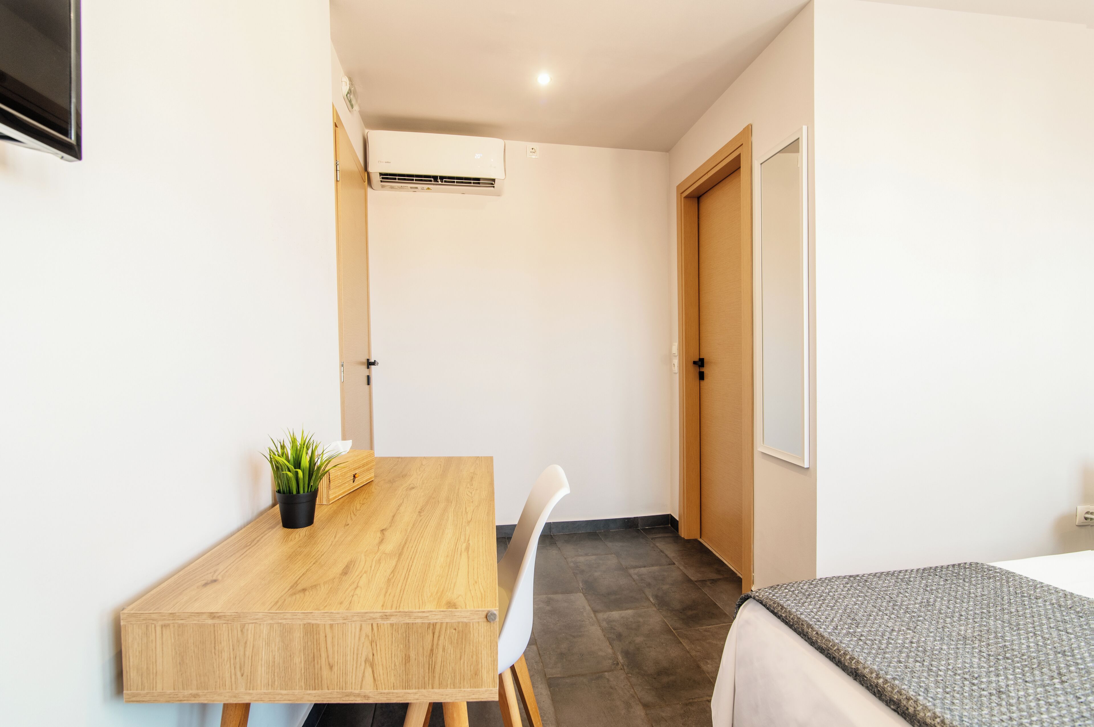 Photo - Navitas House