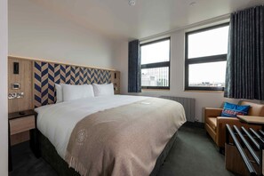 Standard Room, 1 Super King Bed - Sandman Signature Glasgow Hotel (Glasgow)