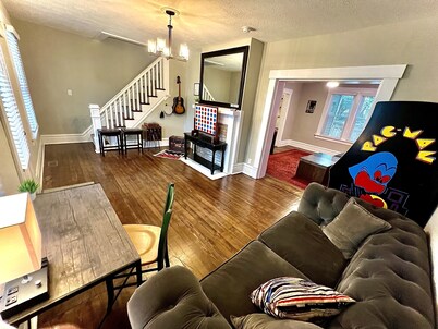 Newly Updated: Nearby Short North / OSU!