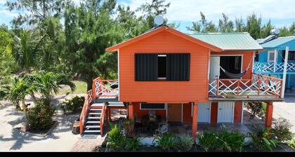 Therapy Cabin 1 - Island Cabin - AC, Boat Transfer, Starlink