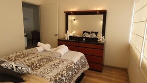 1 chambre, fer et planche à repasser, Wi-Fi gratuit, draps fournis