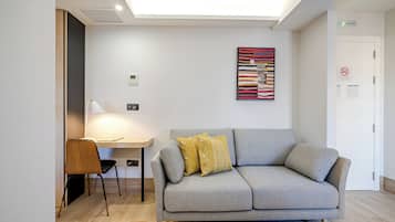 Télévision à écran plat