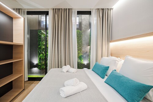 Feelathome Ventas Suites