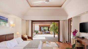 8 sovrum, skrivbord, wi-fi och sÀngklÀder