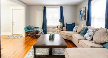 Your Perfect Retreat Awaits: Comfortable Haven in the Heart of Convenience!