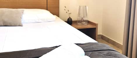 2 bedrooms, iron/ironing board, travel crib, free WiFi