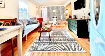 Wine and Wedding Mountain Getaway at Arborview - 5 minutes from Downtown