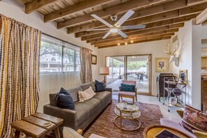 TV, fireplace, printers - Mid-Century meets Southwest in this 4 bedroom Tucson Home (Tucson)