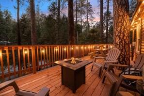 Terrace/patio - Micro Cabin | 1Bed + Loft (Crestline)