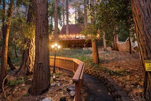 Property grounds - Micro Cabin | 1Bed + Loft (Crestline)