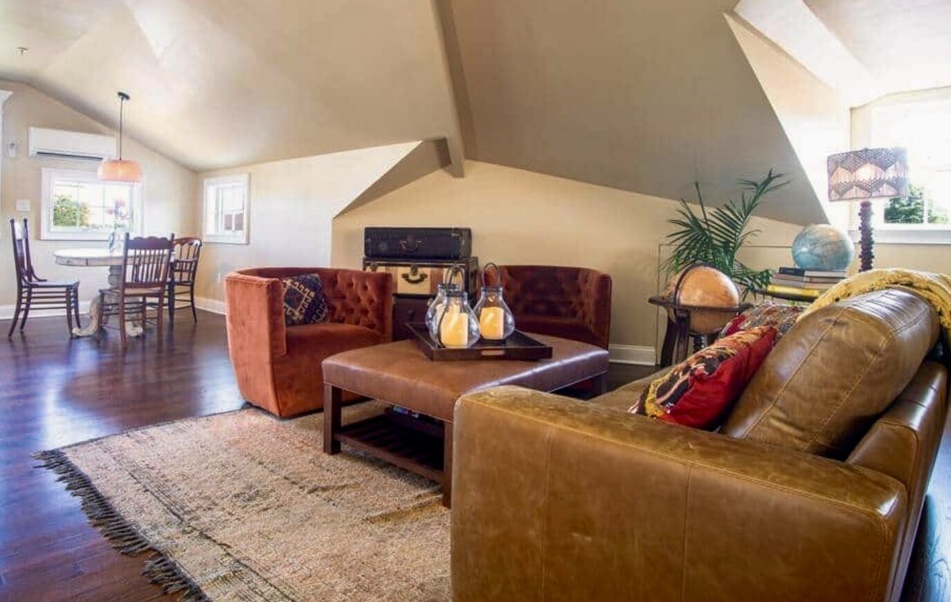 "Meteor": River View Penthouse in Downtown Mystic