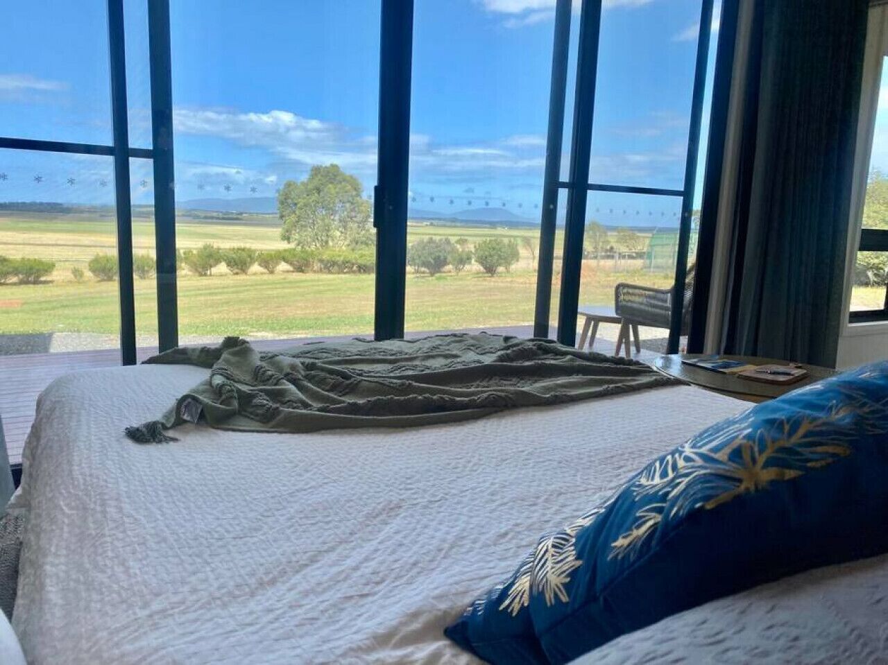 1 habitación, escritorio, tabla de planchar con plancha y wifi gratis 