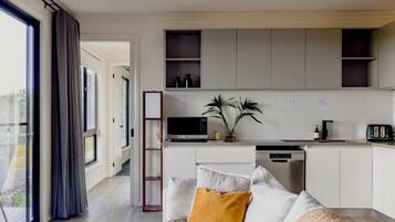 Smart TV, stereo