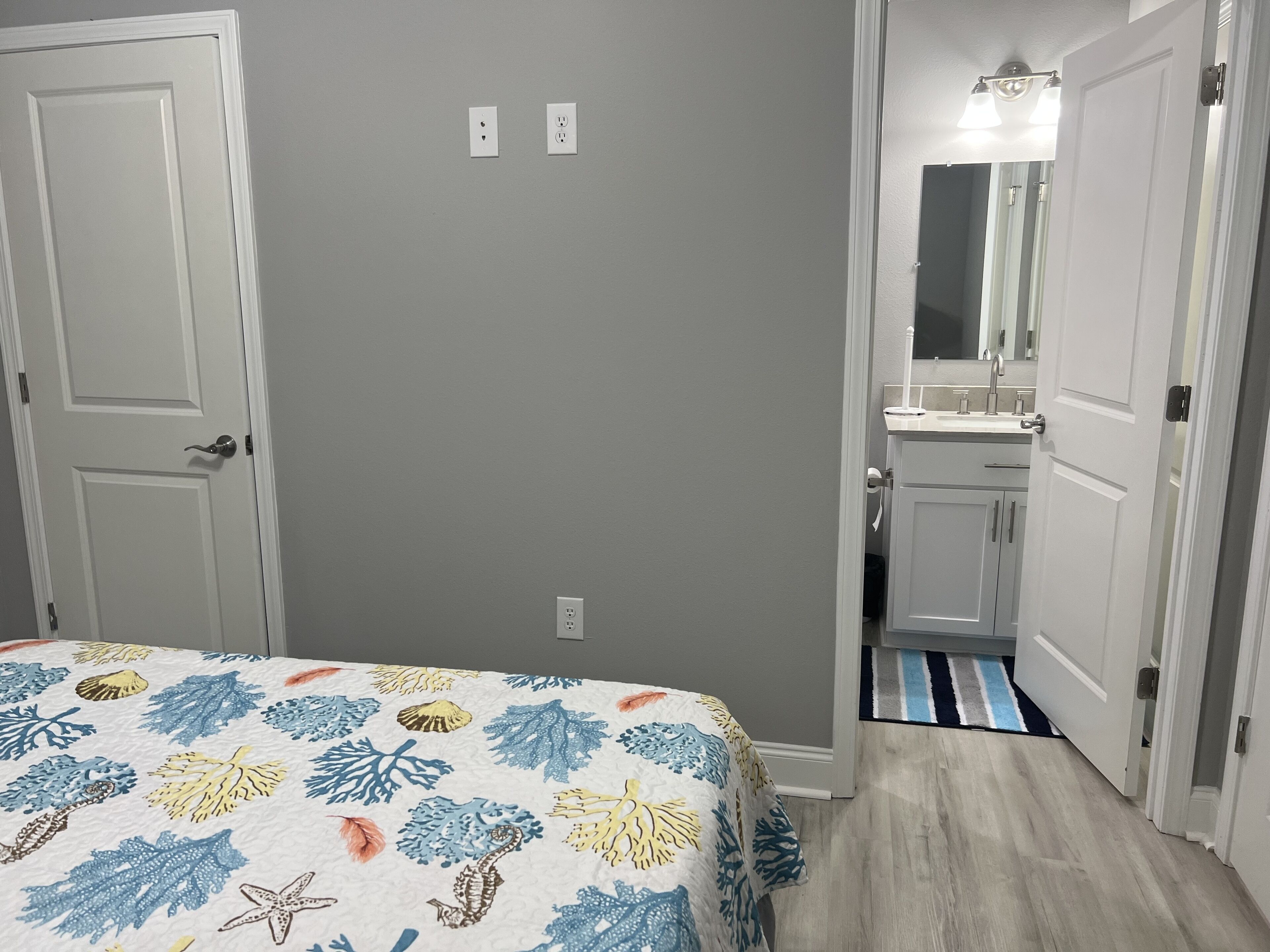 2 bedrooms, desk, free WiFi, bed sheets