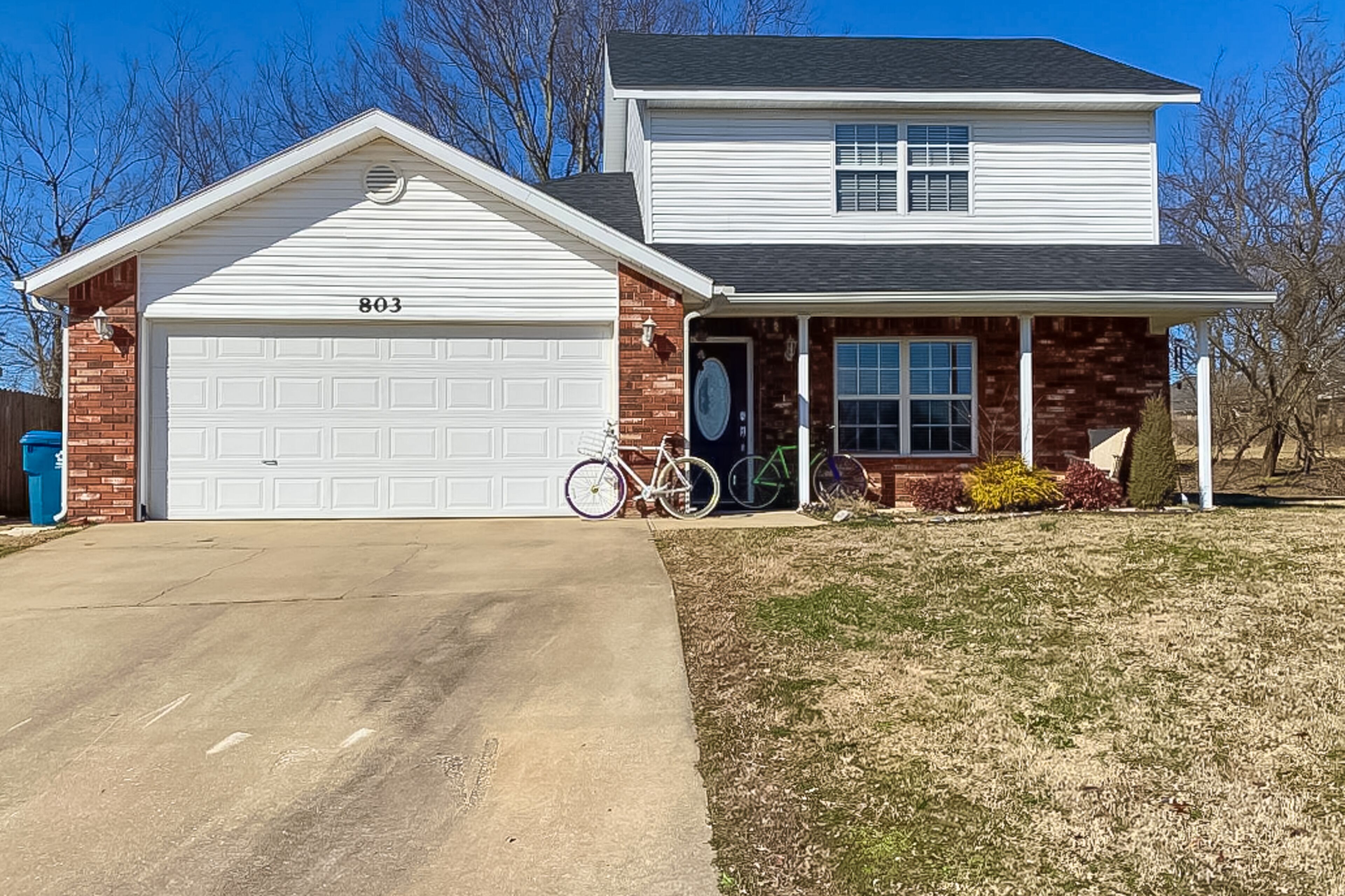 Home with washer/dryer, bike storage, central AC, cable & streaming