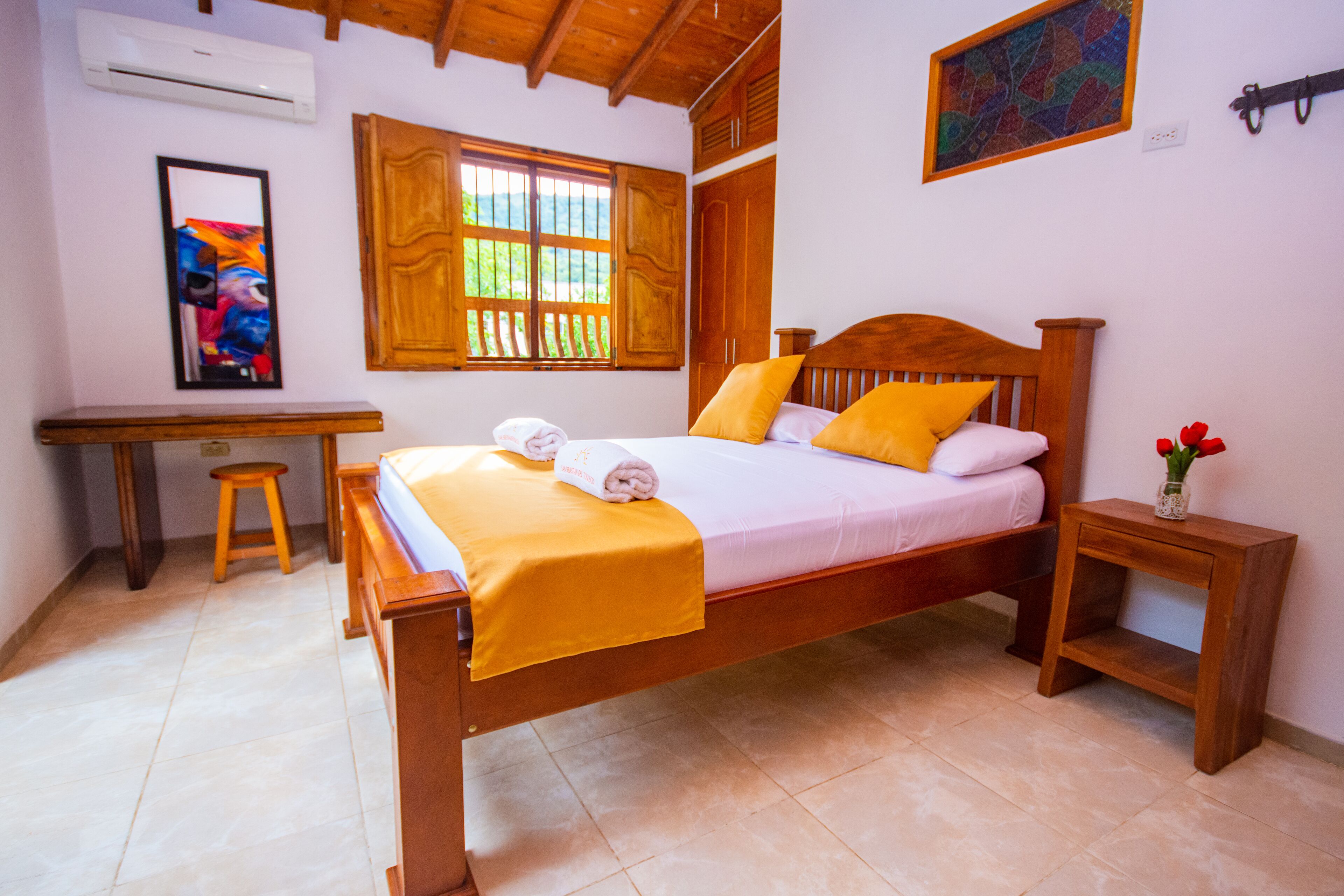 Habitación doble estándar | Wifi gratis y ropa de cama 