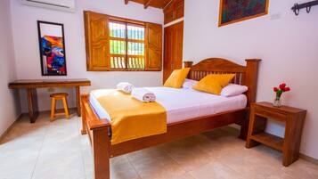 Habitación doble estándar | Wifi gratis y ropa de cama