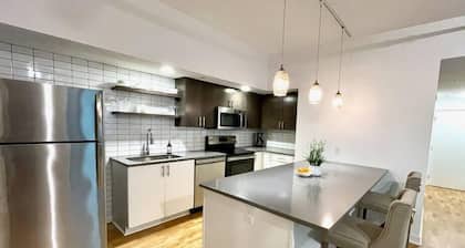 A historic 1,000 square foot Atrium loft in the heart of the Old Market