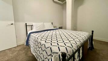 Iron/ironing board, travel cot, free WiFi, bed sheets