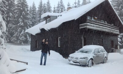 Haus Oseleck, vacation home with 4 apartments and common room with wood-burning stove