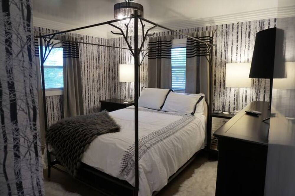 Luxury Apartment with Patio Kalamazoo Vrbo